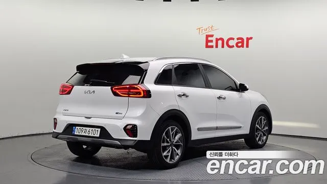 2022 Kia The New Niro 1.6 HEV Sold VIN KNACE81CGNA513722 – photo 23