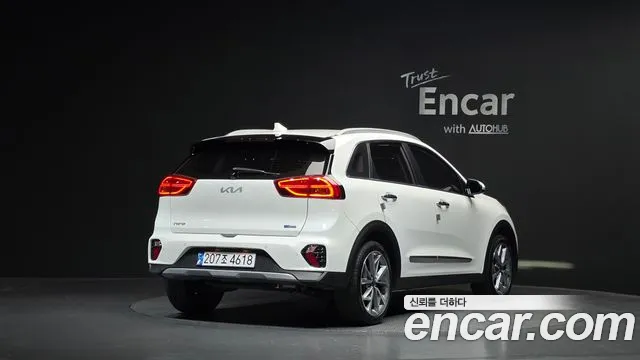 2022 Kia The New Niro 1.6 HEV Sold VIN KNACE81CGNA520498 – rear exterior 2022 Kia The New Niro 1.6 HEV Sold VIN KNACE81CGNA520498 – rear exterior
