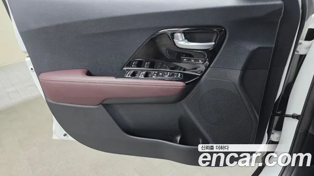 2022 Kia The New Niro 1.6 HEV Sold VIN KNACE81CGNA520498 – undercarriage 2022 Kia The New Niro 1.6 HEV Sold VIN KNACE81CGNA520498 – undercarriage