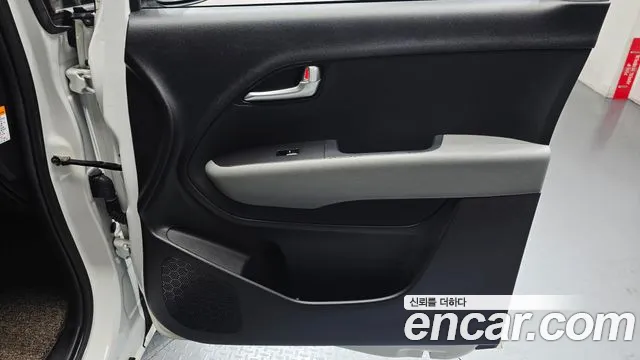 2024 Kia The New Kia Ray EV Light Sold VIN KNACF81AFRT008595 – photo 15