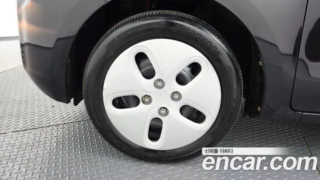 2019 Kia The New Ray Van Sold VIN KNACF911BKT209414 – undercarriage