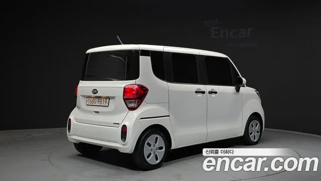 2021 Kia The New Ray Van Sold VIN KNACF911BMT256666 – rear exterior