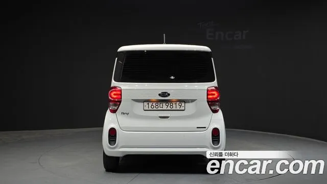 2021 Kia The New Ray Van Sold VIN KNACF911BMT256666 – photo 15