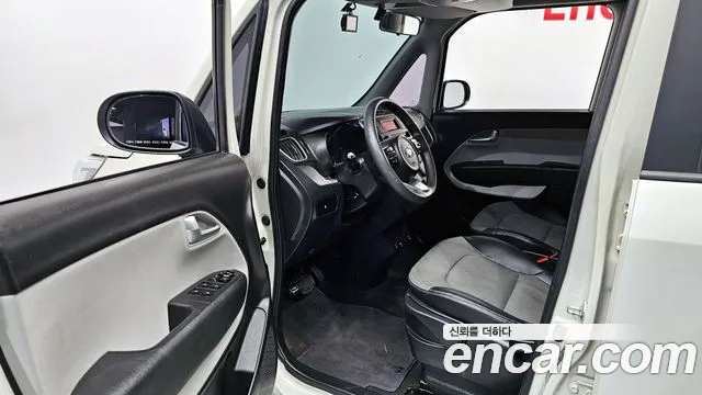 2021 Kia The New Ray Van Sold VIN KNACF911BMT258723 – exterior detail 2021 Kia The New Ray Van Sold VIN KNACF911BMT258723 – exterior detail