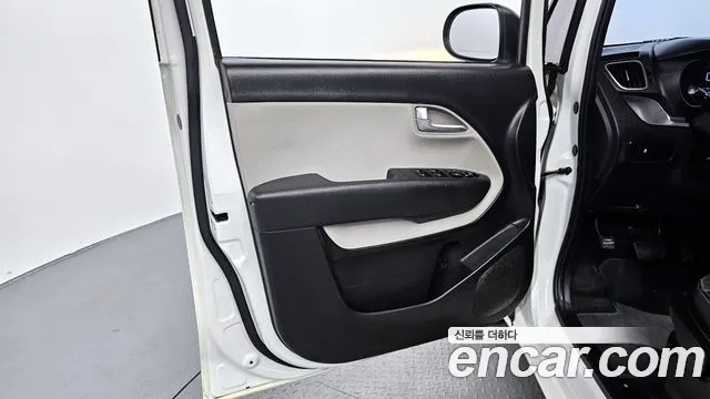 2021 Kia The New Ray Van Sold VIN KNACF911BMT260340 – interior seats 2021 Kia The New Ray Van Sold VIN KNACF911BMT260340 – interior seats