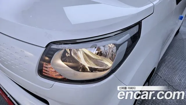 2021 Kia The New Ray Van Sold VIN KNACF911BMT260340 – trunk area 2021 Kia The New Ray Van Sold VIN KNACF911BMT260340 – trunk area