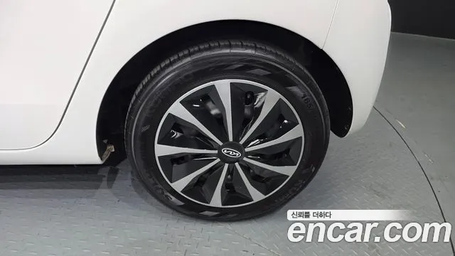 2022 Kia The New Ray Van Sold VIN KNACF911BNT288999 – photo 13