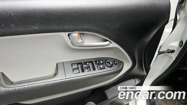 2022 Kia The New Ray Van Sold VIN KNACF911BNT289459 – trunk area