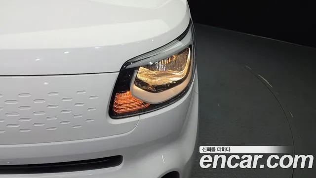 2022 Kia The New Ray Van Sold VIN KNACF911BNT294956 – trunk area
