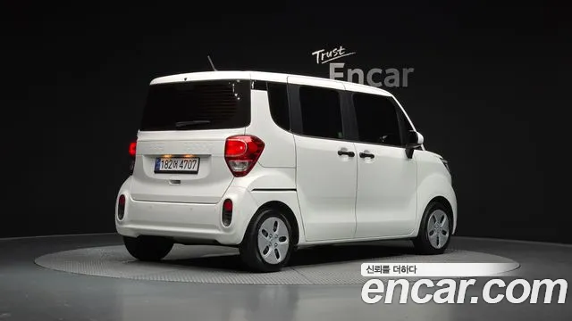 2022 Kia The New Ray Van Sold VIN KNACF911BNT295250 – photo 17