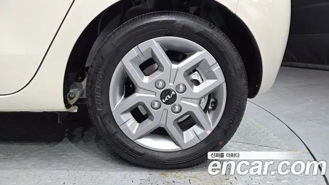 2025 Kia The New Kia Ray Prestige Sold VIN KNACG811BST411234 – photo 12