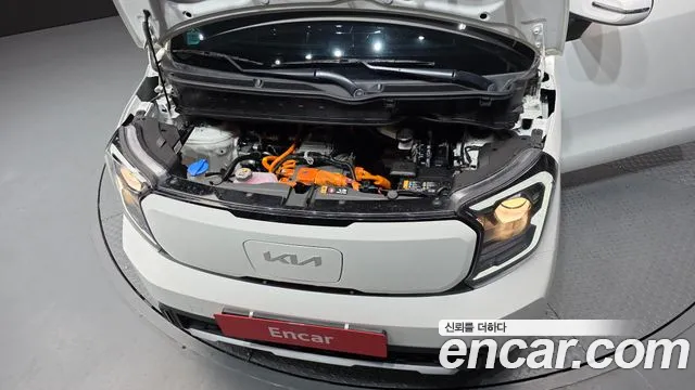 2024 Kia The New Kia Ray EV Air VIN KNACG81AFRT002120