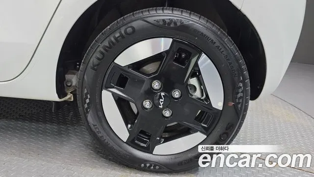 2024 Kia The New Kia Ray EV Air Sold VIN KNACG81AFRT002732 – photo 31