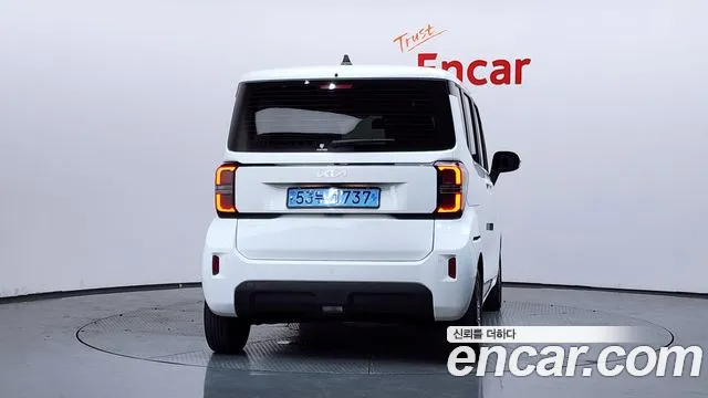 2024 Kia The New Kia Ray EV Air VIN KNACG81AFRT003115
