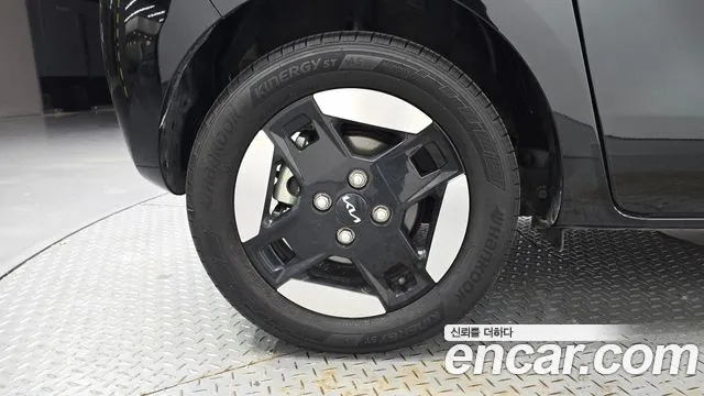2024 Kia The New Kia Ray EV Air VIN KNACG81AFRT009119