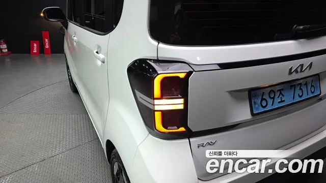 2024 Kia The New Kia Ray EV Air Sold VIN KNACG81AFRT013455 – photo 24