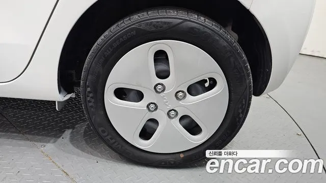 2024 Kia The New Kia Ray EV Van Sold VIN KNACG91AFRT008245 – photo 13