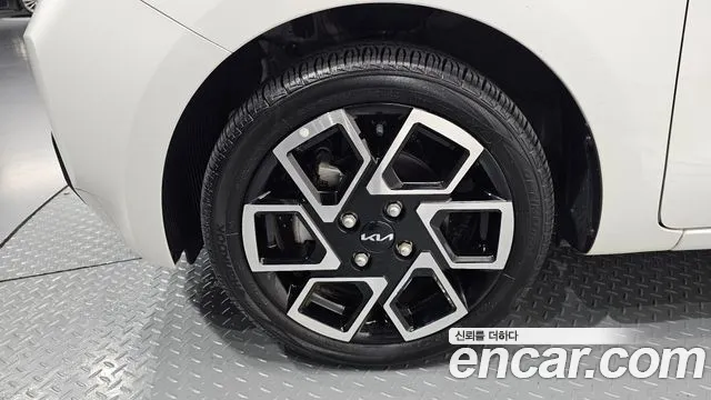 2023 Kia The New Kia Ray Signature Sold VIN KNACH811BPT350864 – exterior detail