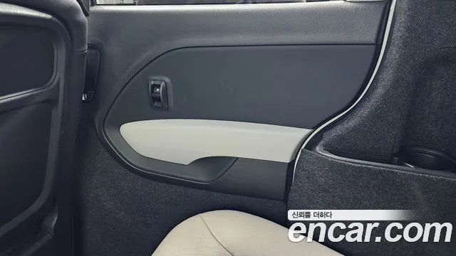 2023 Kia The New Kia Ray Gravity Sold VIN KNACH811BPT351365 – trunk area
