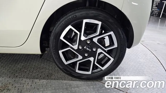 2023 Kia The New Kia Ray Signature VIN KNACH811BPT353193