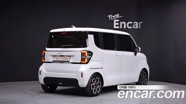 2023 Kia The New Kia Ray Signature VIN KNACH811BPT366145