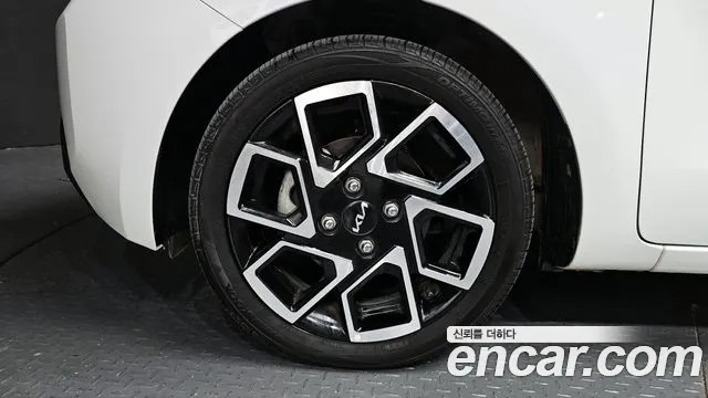 2024 Kia The New Kia Ray Signature Sold VIN KNACH811BRT379470 – front exterior