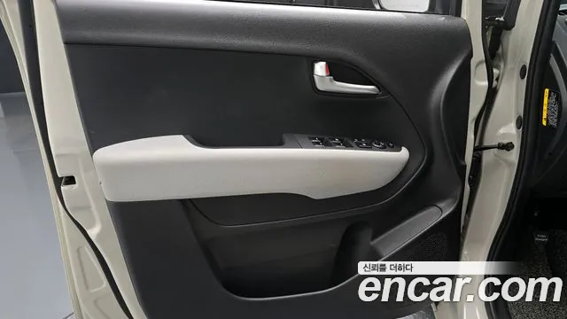 2024 Kia The New Kia Ray Signature Sold VIN KNACH811BRT389863 – interior seats