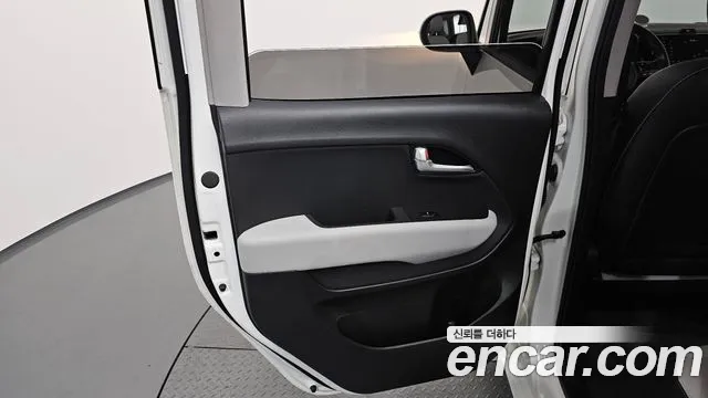 2025 Kia The New Kia Ray Signature Sold VIN KNACH811BST417676 – exterior detail