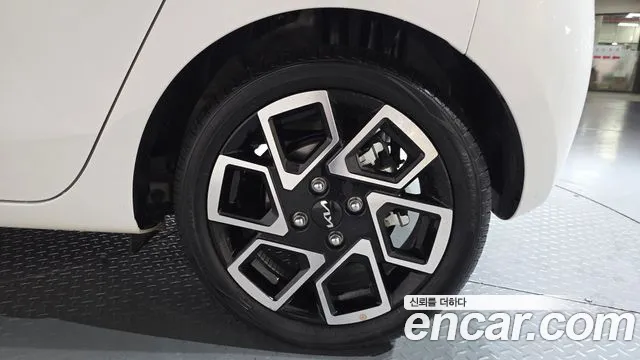 2025 Kia The New Kia Ray Signature Sold VIN KNACH811BST430382 – interior seats