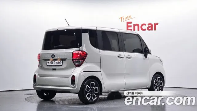 2018 Kia The New Ray Luxury Sold VIN KNACJ811BJT194726 – interior seats
