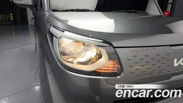 2022 Kia The New Ray Prestige VIN KNACJ811BNT287666