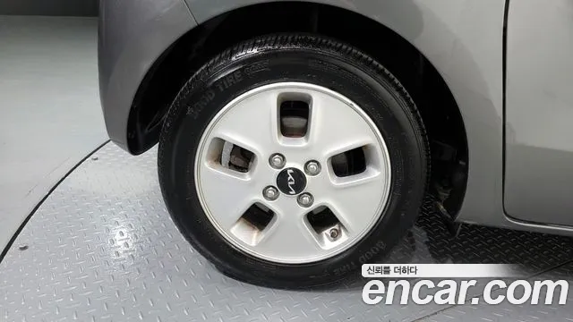 2022 Kia The New Ray Prestige Sold VIN KNACJ811BNT287666 – trunk area