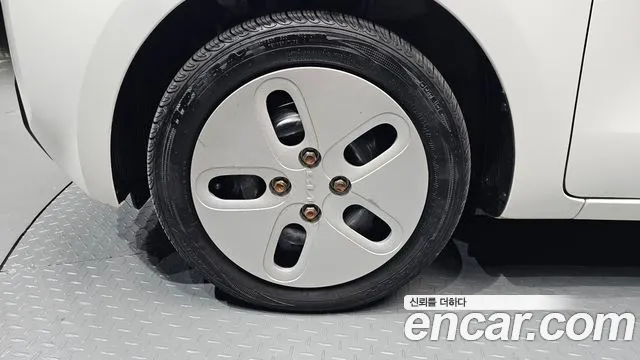 2024 Kia The New Kia Ray Van Sold VIN KNACJ911BRT409149 – trunk area
