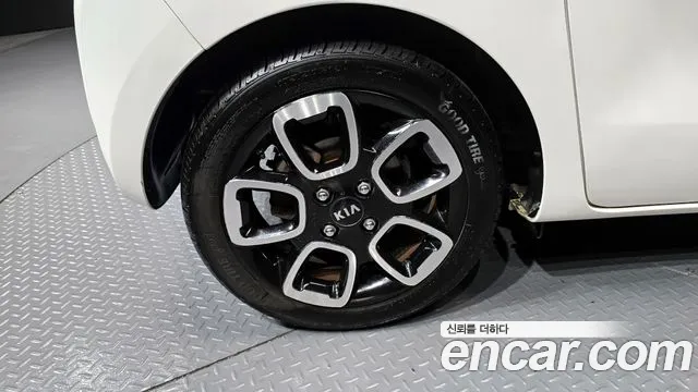 2018 Kia The New Ray Prestige Sold VIN KNACK811BJT178326 – undercarriage