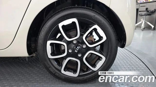 2021 Kia The New Ray Signature Sold VIN KNACK811BMT258489 – photo 29 2021 Kia The New Ray Signature Sold VIN KNACK811BMT258489 – photo 29