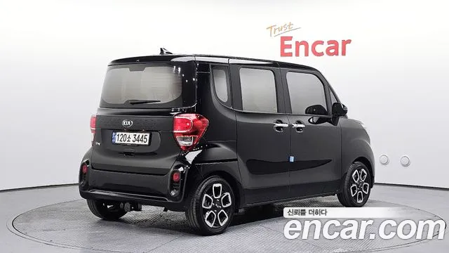 2021 Kia The New Ray Signature VIN KNACK811BMT260986