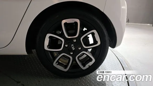 2021 Kia The New Ray Signature Sold VIN KNACK811BMT261866 – photo 12