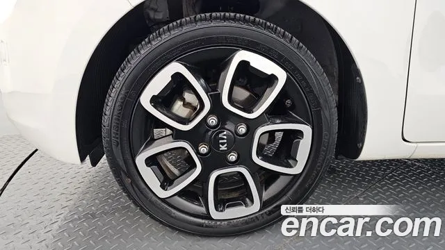 2021 Kia The New Ray Signature VIN KNACK811BMT268087