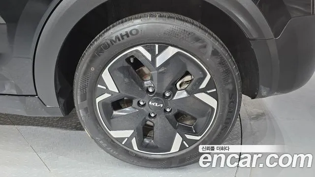 2024 Kia The All New Niro Ev Air Sold VIN KNACP811FRA042568 – front exterior 2024 Kia The All New Niro Ev Air Sold VIN KNACP811FRA042568 – front exterior