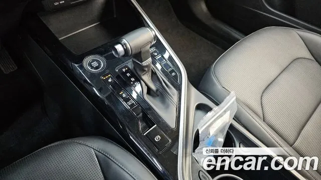 2022 Kia The All New Niro Trendy Sold VIN KNACP81EGNA005654 – trunk area 2022 Kia The All New Niro Trendy Sold VIN KNACP81EGNA005654 – trunk area