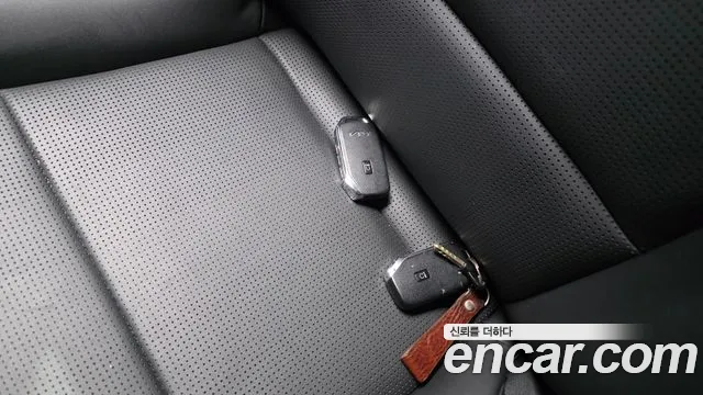 2022 Kia The All New Niro Trendy Sold VIN KNACP81EGNA006218 – undercarriage 2022 Kia The All New Niro Trendy Sold VIN KNACP81EGNA006218 – undercarriage