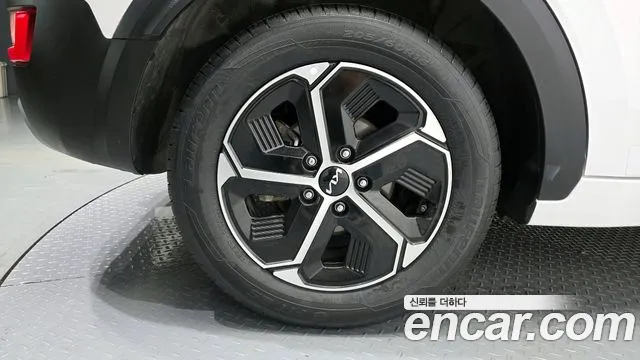 2024 Kia The All New Niro Trendy Sold VIN KNACP81EGRA127557 – exterior detail 2024 Kia The All New Niro Trendy Sold VIN KNACP81EGRA127557 – exterior detail