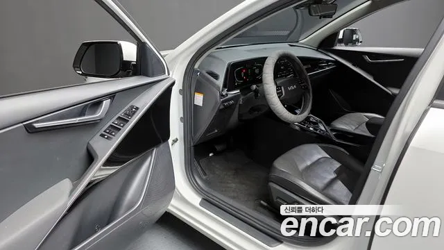 2022 Kia The All New Niro Prestige Sold VIN KNACR81EGNA005785 – exterior detail