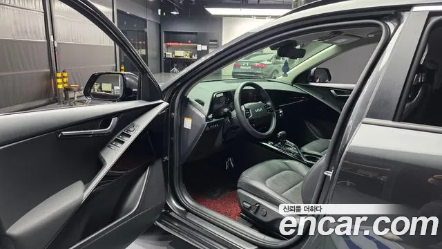 2022 Kia The All New Niro Prestige Sold VIN KNACR81EGNA016765 – photo 13