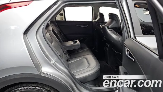 2022 Kia The All New Niro Prestige Sold VIN KNACR81EGNA026870 – undercarriage 2022 Kia The All New Niro Prestige Sold VIN KNACR81EGNA026870 – undercarriage