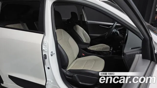 2022 Kia The All New Niro Prestige Sold VIN KNACR81EGNA045863 – photo 27 2022 Kia The All New Niro Prestige Sold VIN KNACR81EGNA045863 – photo 27