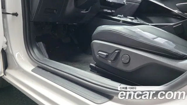 2024 Kia The All New Niro Prestige Sold VIN KNACR81EGRA109233 – rear exterior