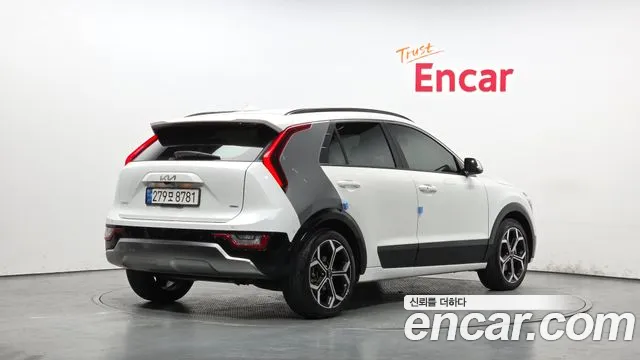 2022 Kia The All New Niro Signature VIN KNACT81EGNA001080