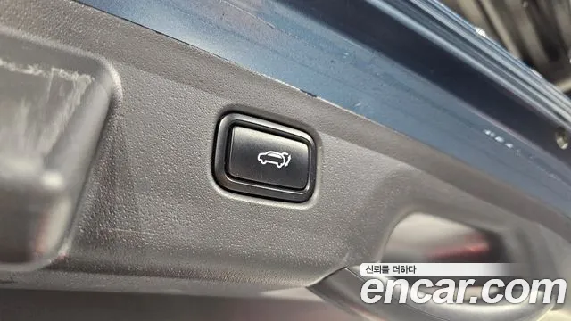 2022 Kia The All New Niro Signature Sold VIN KNACT81EGNA040189 – exterior detail 2022 Kia The All New Niro Signature Sold VIN KNACT81EGNA040189 – exterior detail