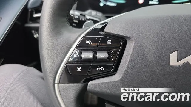 2024 Kia The All New Niro Signature Sold VIN KNACT81EGRA085365 – interior seats